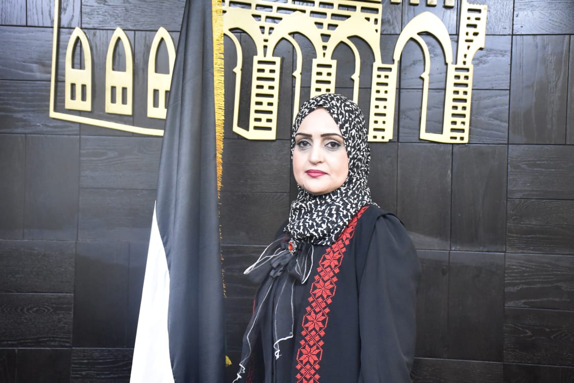 ليلى سنونو